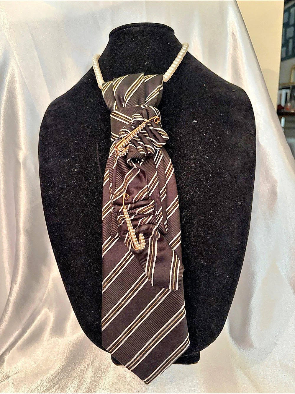 Striped Statement Tie Necklace in Black & Gold Like New